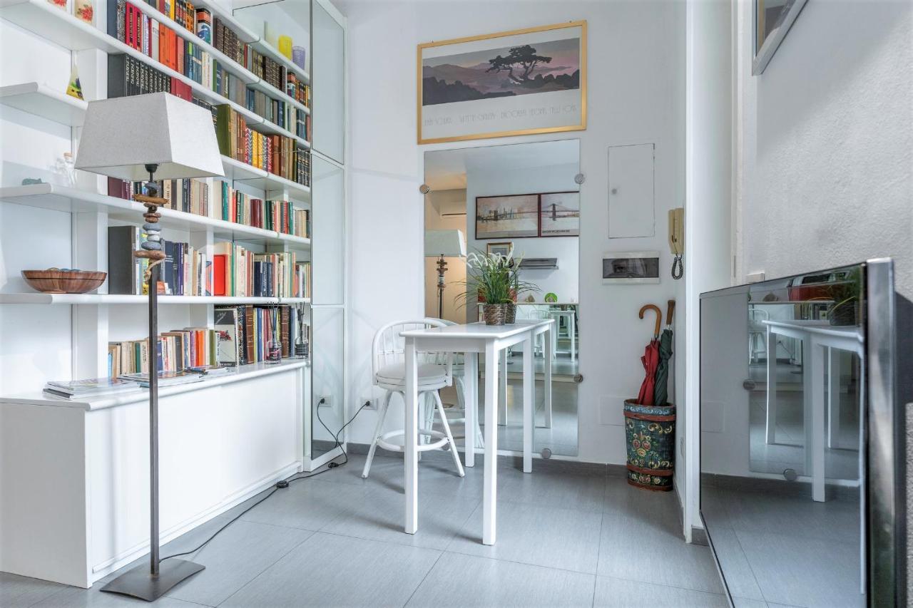 S. Ambrogio Square Appartement Milaan Buitenkant foto